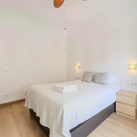 Bed&bcn Mas Apartment L’Hospitalet de Llobregat